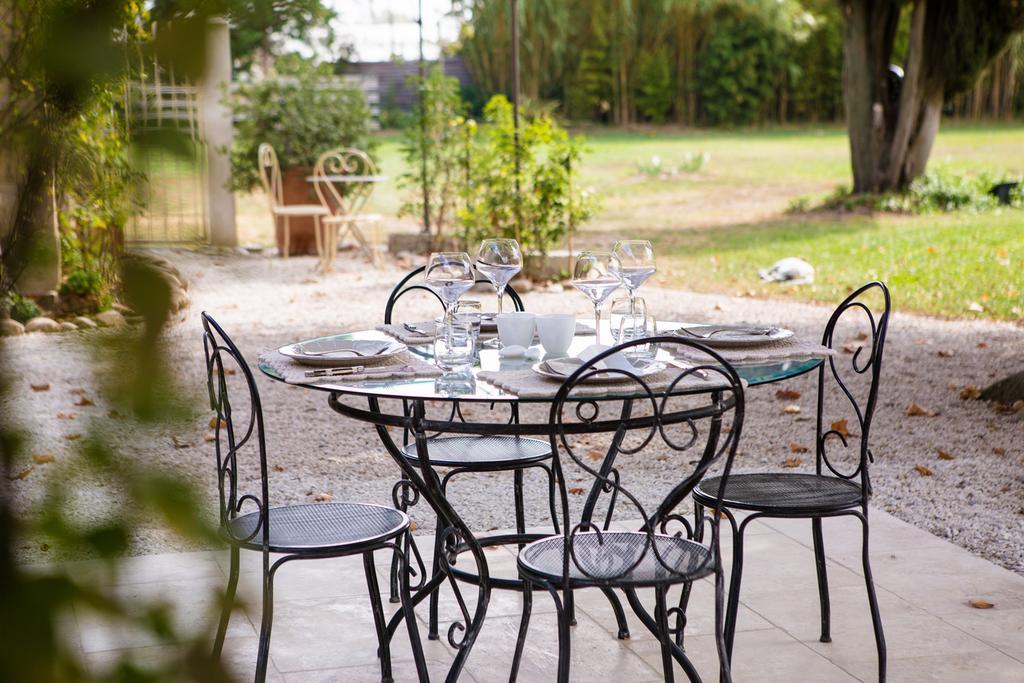 Sous Les Platanes B&B Châteaurenard Buitenkant foto