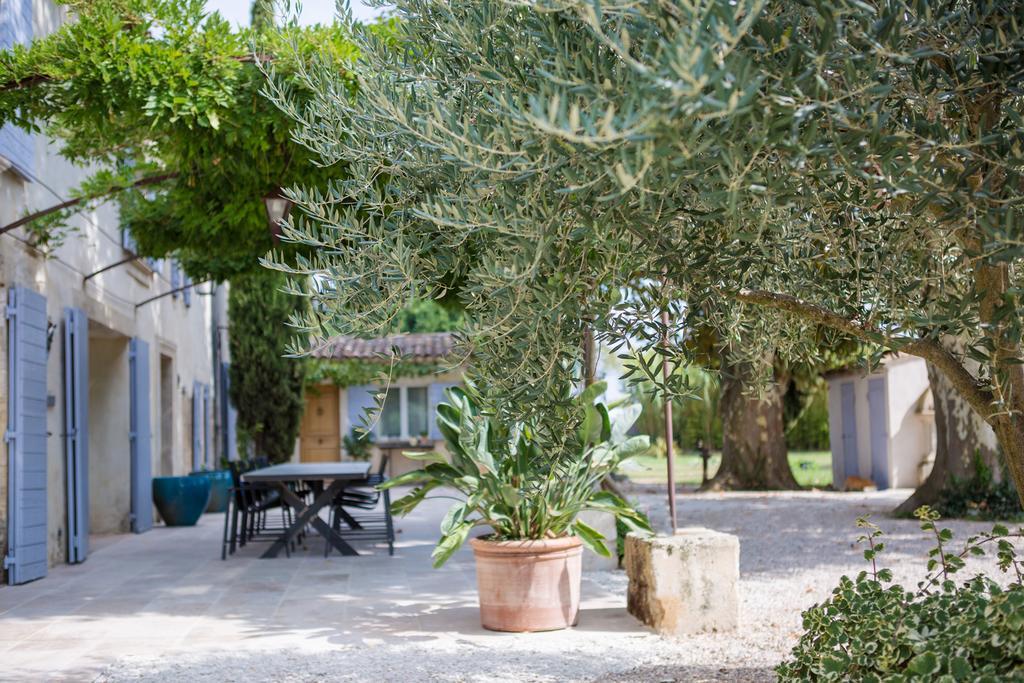 Sous Les Platanes B&B Châteaurenard Buitenkant foto